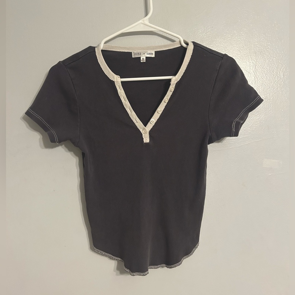 cute form fitting gray and white shirt medium downtown girl